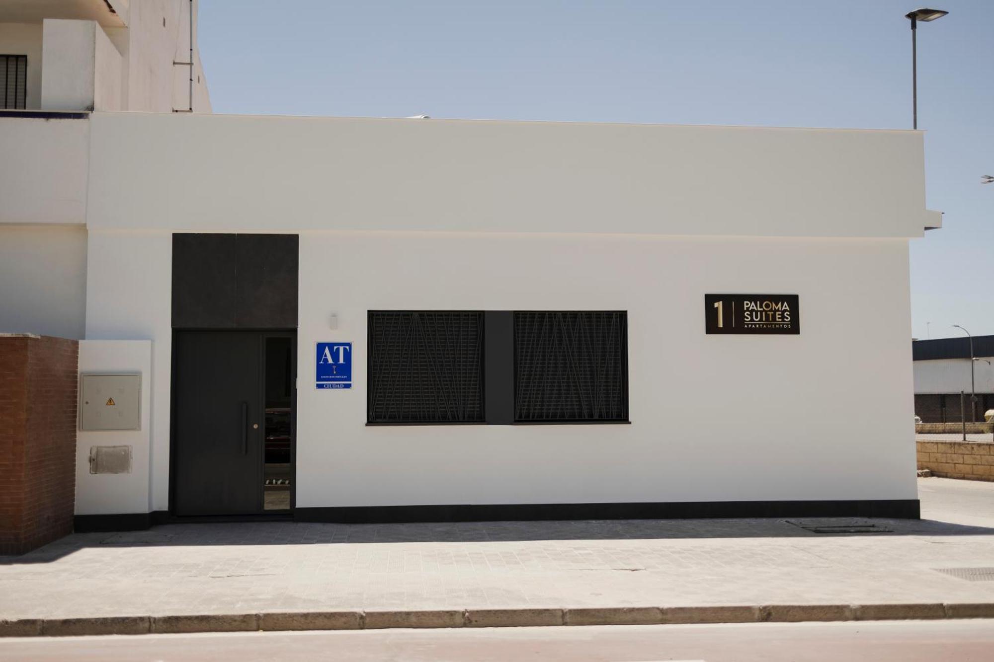 Paloma Suites Utrera Exteriör bild