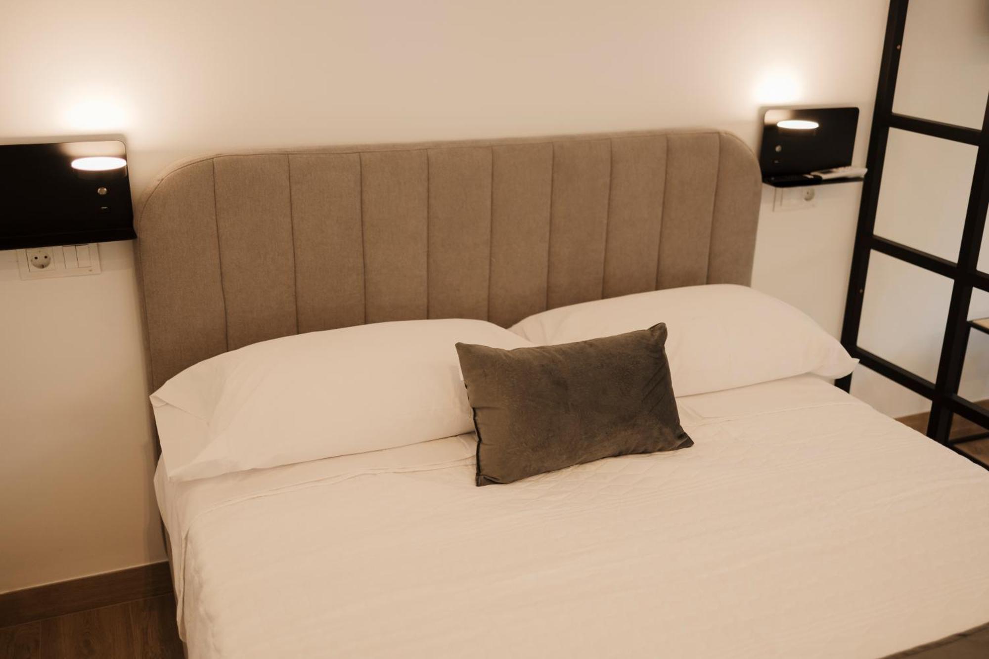 Paloma Suites Utrera Exteriör bild